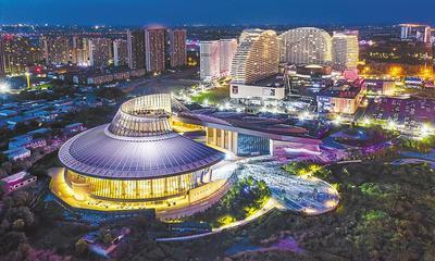 保定的嘉宾与观众朋友们，一场精彩纷呈的盛会