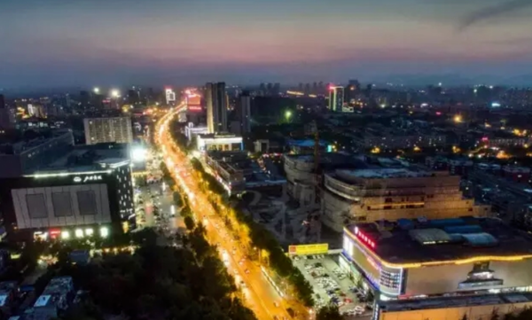 邢台古城墙下的历史画卷