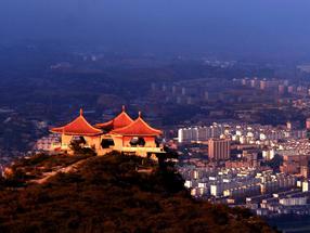 红色足迹映碧水，绿色发展绘新篇——魅力阳泉红色之旅